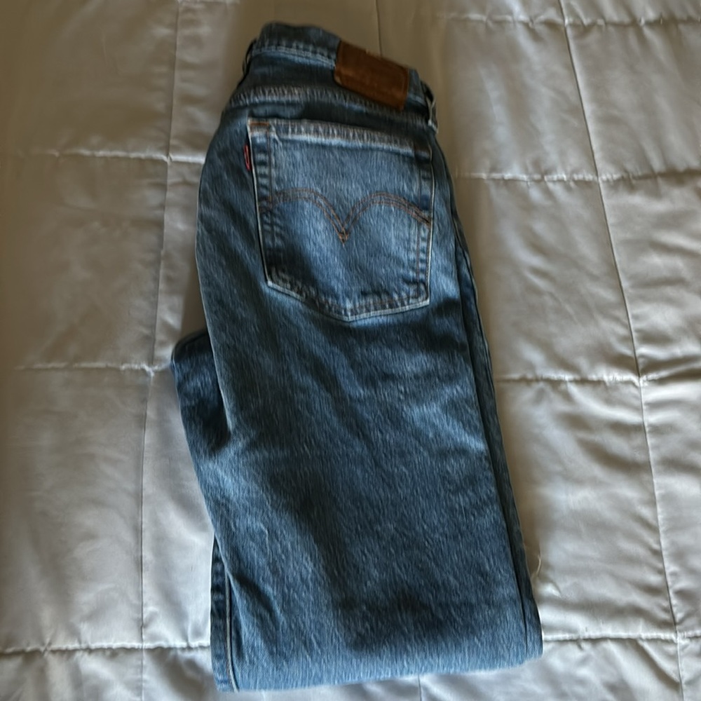 Levi jeans - Picture 2 of 3